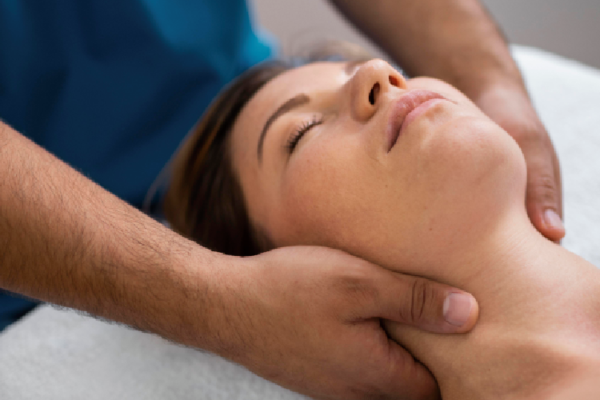 osteopathy-patoient-getting-tretment-massage